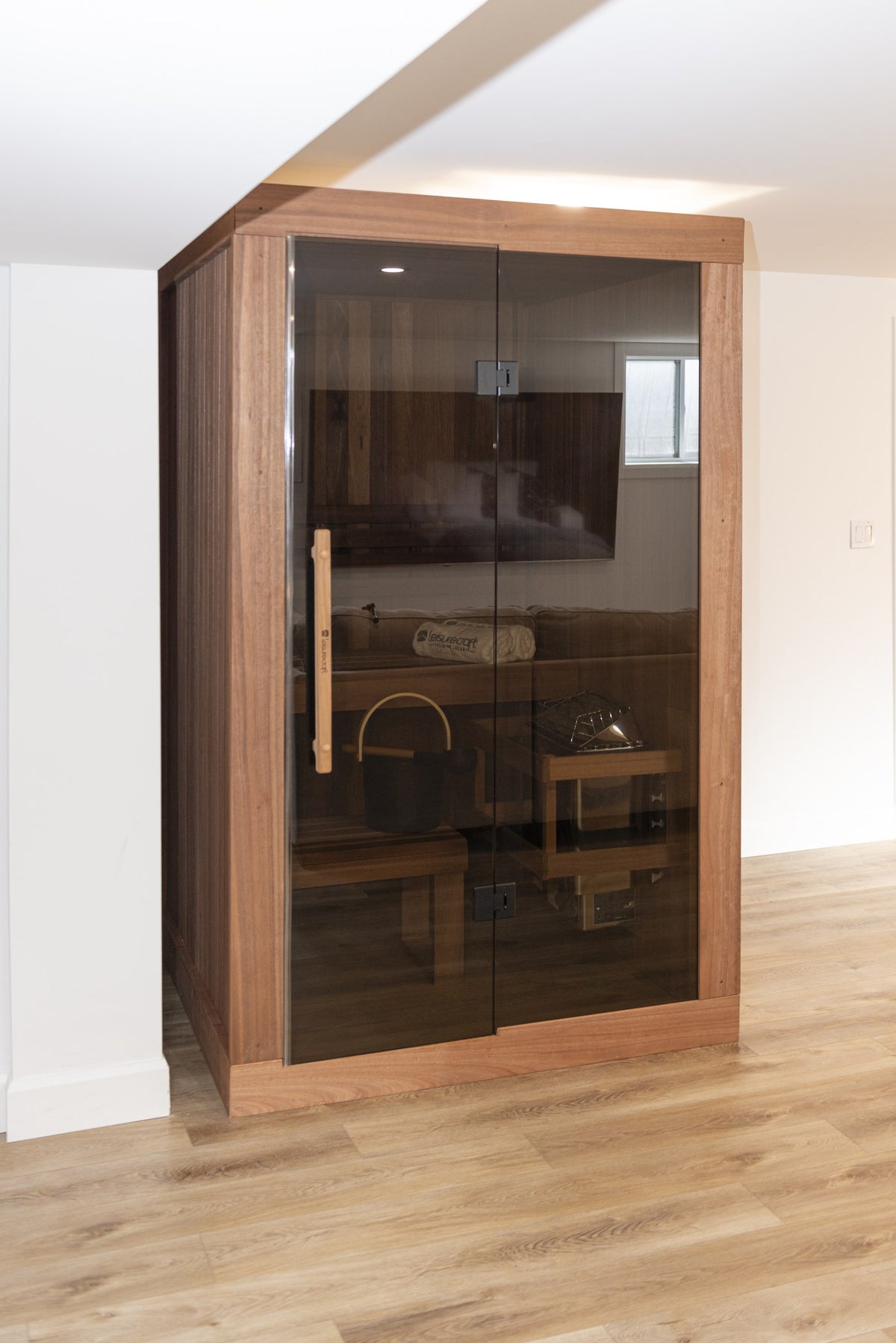 CT Element Nook sauna full glass front panel and cedar door frame